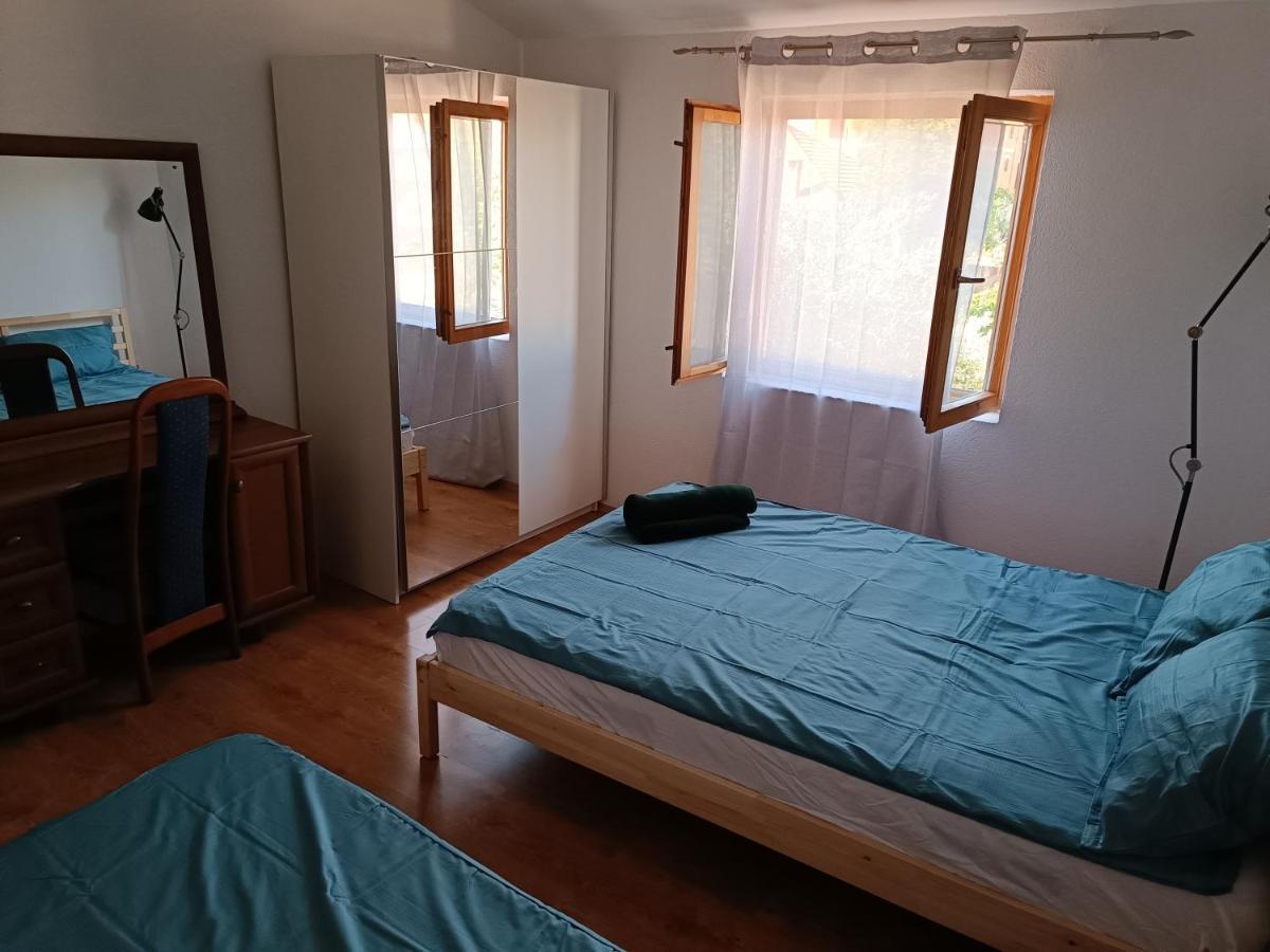 Apartmán Apartman Brigita Biograd Na Moru Exteriér fotografie