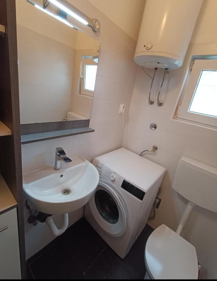 Apartmán Apartman Brigita Biograd Na Moru Exteriér fotografie